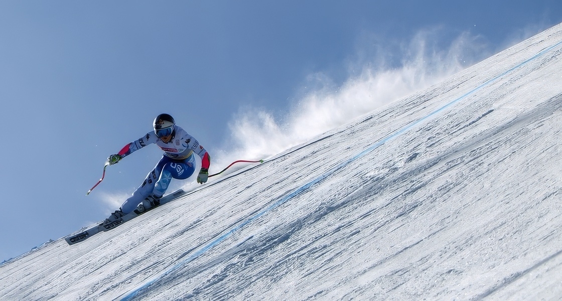 Alpine Skiing Vé