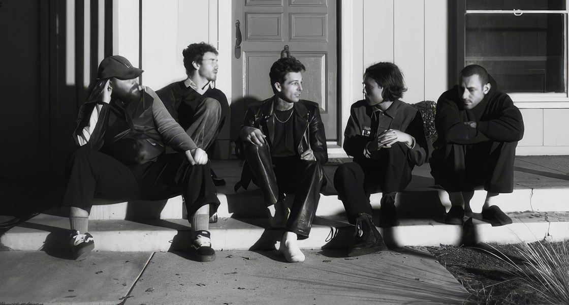 The Neighbourhood Cologne