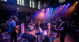49 Winchester et Wyatt Flores en concert sur la scène du Paradiso à Amsterdam
