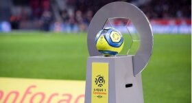 Nogometna tekma med AS Monaco in Racing Club Strasbourg na stadionu Stade Louis II v Monte Carlu