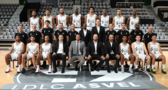 Ndeshje basketbolli midis ASVEL Lyon dhe AS Monaco në LDLC Arena në Lion