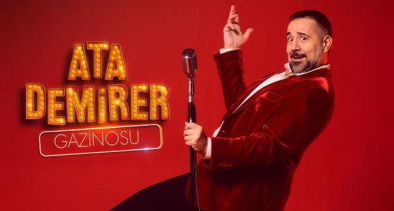 Ata Demirer en concert au Zorlu Center Performans Sanatları Merkezi à Istanbul