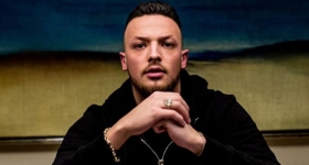 Biglietti Azet Stuttgart