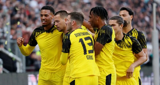 Borussia Dortmund vs SC Paderborn 07-liput