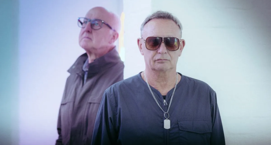Cabaret Voltaire tampil langsung di The Roundhouse di London