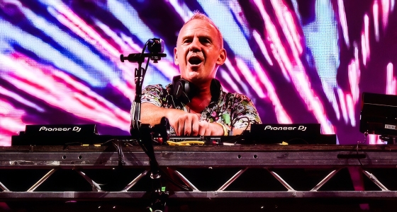 Live-Konzertatmosphäre beim Capitals Summertime Ball im Wembley Stadion in London