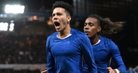 Match de l'EFL Cup entre Chelsea FC et Arsenal FC au stade Stamford Bridge de Londres