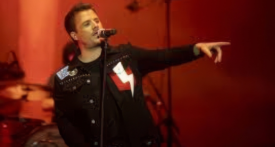 Dani Martín actuando en directo en la Plaza de Toros de Murcia en Murcia