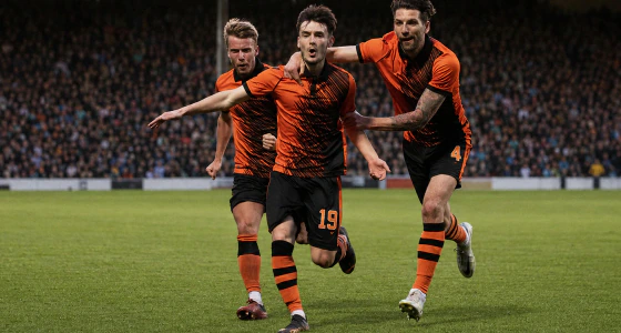 Dundee United FC és Hibernian FC mérkőzés a dundee-i Tannadice Parkban