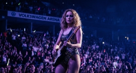 Gülşen nastupa uživo u Volkswagen Areni u Istanbulu