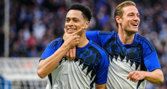 Hamburger SV spiller mod Werder Bremen på Volksparkstadion i Hamborg