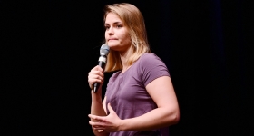 Hazel Brugger Böblingen Tickets