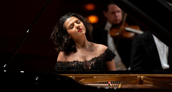 Khatia Buniatishvili en concert de piano à l'Elbphilharmonie Großer Saal de Hambourg