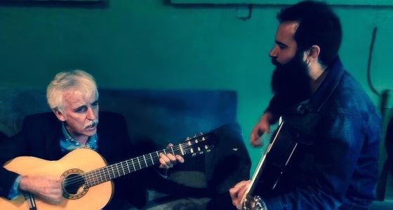 Kiko Veneno และ El Canijo de Jerez แสดงสดที่ Real Jardín Botánico Alfonso XIII ในมาดริด