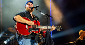 Luke Combs Edinburgh billetter