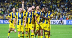 Match de football entre le Macabi Tel Aviv et l'Olympique Lyonnais au Bloomfield Stadium de Tel Aviv