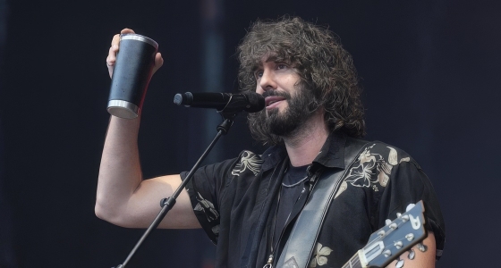 Mikel Izal en concert à la Plaza de Toros de La Linea à Huelva
