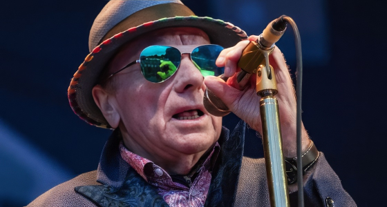 Van Morrison og James Taylor opptrer under Montreux Jazz Festival i Auditorium Stravinski i Montreux