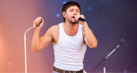 Niall Horan performing live on stage at Hersheypark Stadium in Hershey