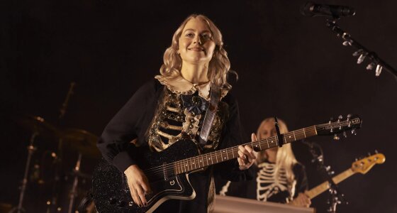 Phoebe Bridgers-ის ცოცხალი შესრულება Mitsubishi Electric Halle-ში, დიუსელდორფში