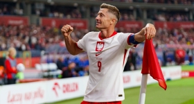 Poland playing against Netherlands in a football match at Stadion Narodowy in Warsaw