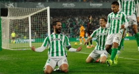 BUFANDA DE FUTBOL Match De A Liga Entre Real Betis Balompie Y Girona C.f EUR 12,95 - ES