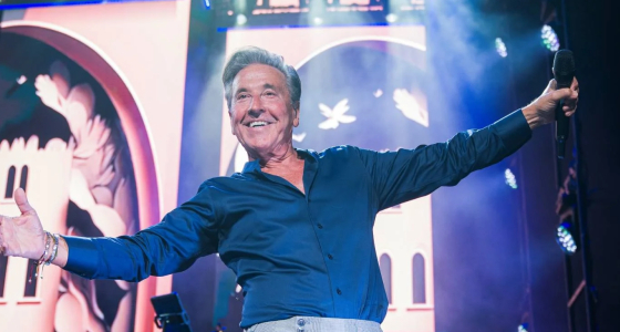Ricardo Montaner em concerto ao vivo na Movistar Arena em Madrid
