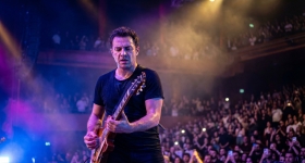 Electronic music performance at Sonar Istanbul in Zorlu Center Performans Sanatları Merkezi