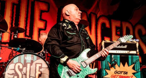 Stiff Little Fingers en concert au Kelvingrove Bandstand de Glasgow