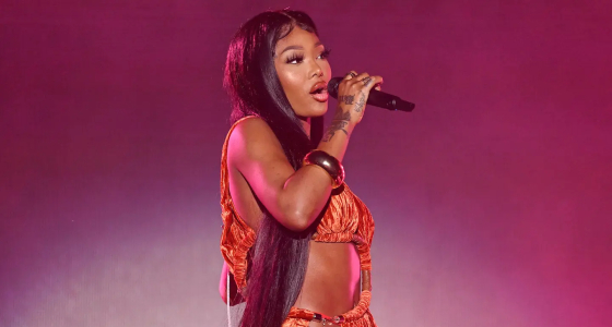 Summer Walker performing live on stage at The O2 Arena in London