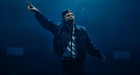 The Kid Laroi duke performuar live në sallën Halle 622 në Cyrih