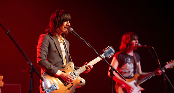 Ang The Lemon Twigs ay nagtatanghal nang live sa Manchester Academy 2 sa Manchester