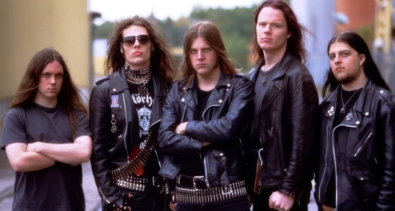 The Thorns'un Londra'daki Wembley Stadyumu'nda gerçekleştirdiği canlı performans