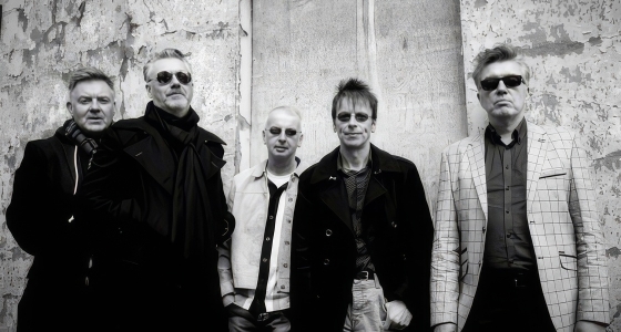 Zespół The Undertones podczas koncertu na żywo w Electric Bristol w Bristolu