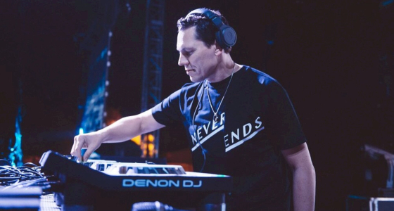 Tiësto en concert au Palacio de los Deportes de Mexico