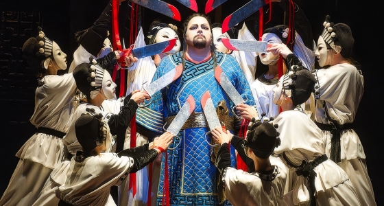 Shfaqja e operës Turandot në Royal Opera House në Londër