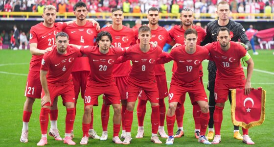 Match de football entre la Turquie et la Géorgie au Signal Iduna Park de Dortmund