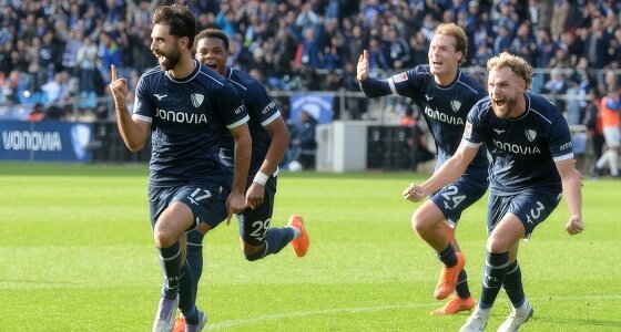 Fodboldkamp mellem VfL Bochum og VfL Osnabrück på Ruhrstadion i Bochum