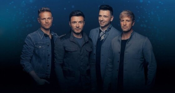 Westlife optræder live på scenen i 3Arena i Dublin