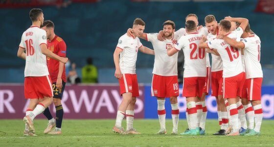 Kvindefodboldkamp mellem Polen og Danmark på Swissporarena i Luzern