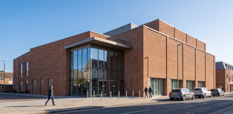 Alban Arena