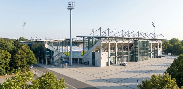 Merck-Stadion am Böllenfalltor